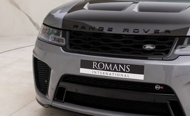 Land Rover Range Rover Sport 5.0 SVR 24