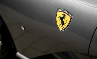 Ferrari 812 Superfast 29