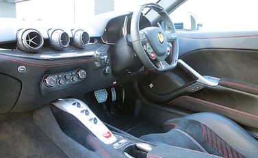 Ferrari F12 Berlinetta 12