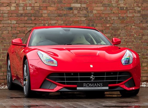 The Dual Personalities of the Ferrari F12berlinetta