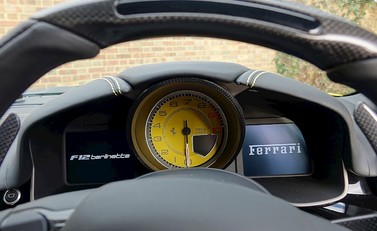Ferrari F12 Berlinetta 9