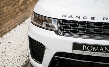 Land Rover Range Rover Sport 5.0 SVR 34