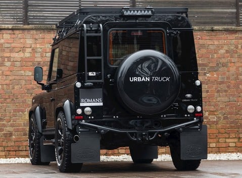 Land Rover Defender 90 Urban Truck 3