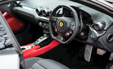 Ferrari F12 Berlinetta 16