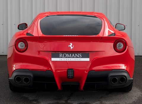 Ferrari F12 Berlinetta 5