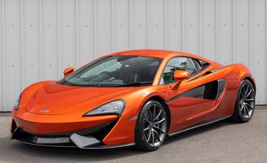 McLaren 570S 8