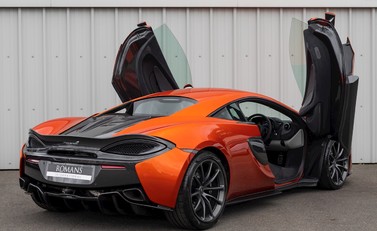 McLaren 570S 10