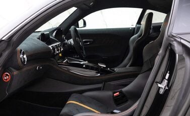 Mercedes-Benz Amg GT BLACK SERIES 8