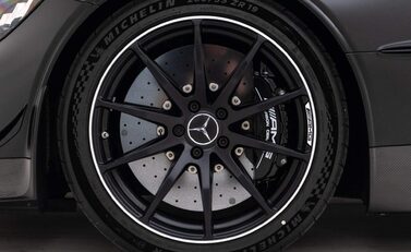 Mercedes-Benz Amg GT BLACK SERIES 16
