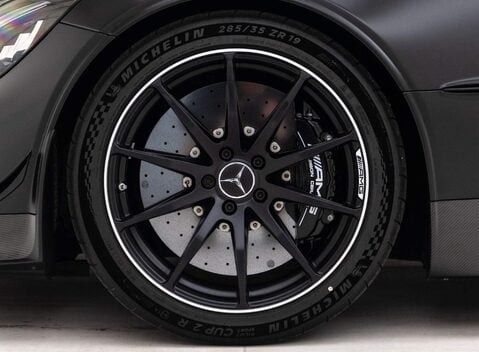 Mercedes-Benz Amg GT BLACK SERIES 16
