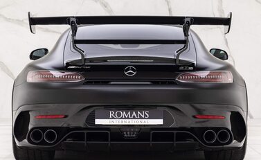 Mercedes-Benz Amg GT BLACK SERIES 18
