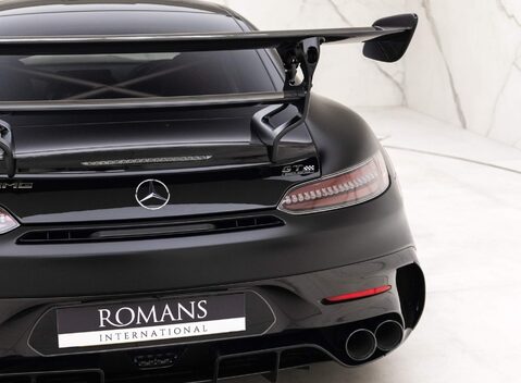 Mercedes-Benz Amg GT BLACK SERIES 21