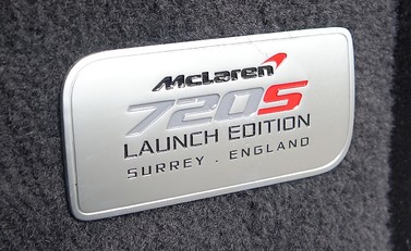 McLaren 720S Luxury 13