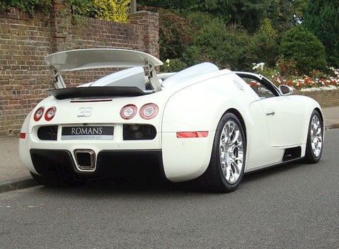 Bugatti Veyron 16.4 Grand Sport 2