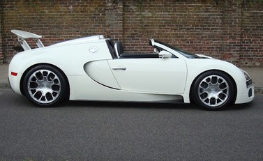 Bugatti Veyron 16.4 Grand Sport 3