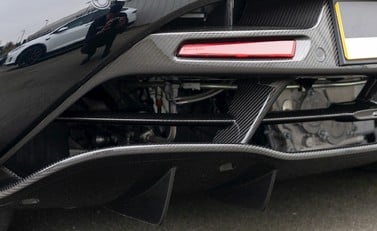 McLaren 720S Performance 32
