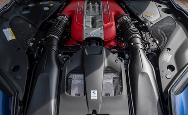 Ferrari 812 Superfast 34