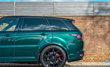 Land Rover Range Rover Sport SVR 25