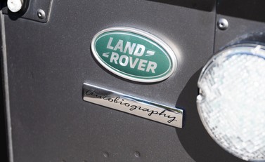 Land Rover Defender 90 Autobiography Edition 25