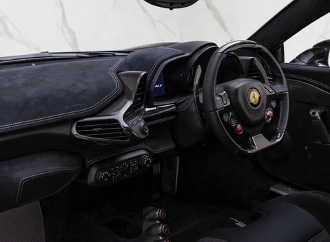 Ferrari 458 Speciale 13