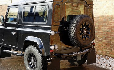 Land Rover 90 Autobiography 21