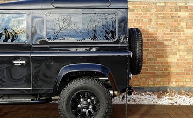 Land Rover 90 Autobiography 22
