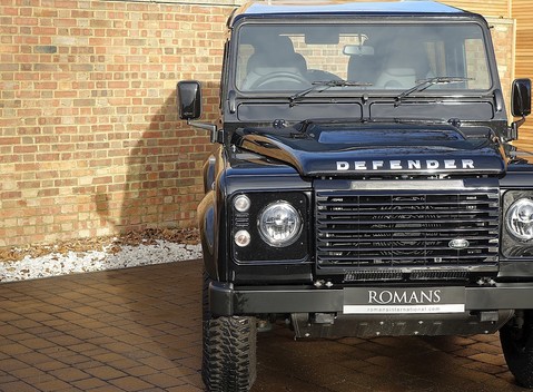 Land Rover 90 Autobiography 24