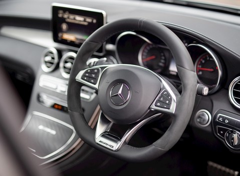 Mercedes-Benz GLC GLC 63 S 4Matic 11