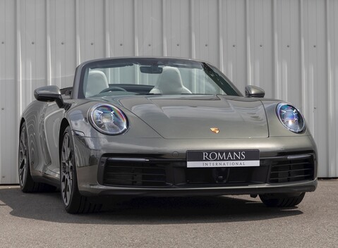 Porsche 911 (992) Carrera 4S Cabriolet 1