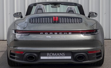 Porsche 911 (992) Carrera 4S Cabriolet 5