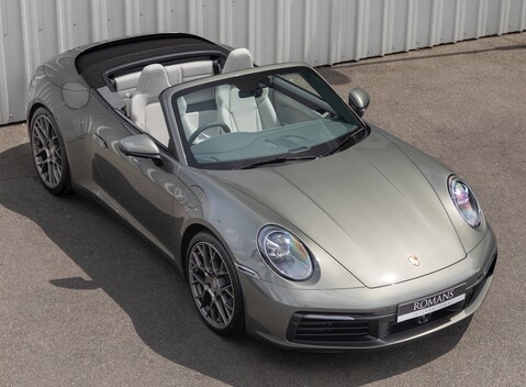 Porsche 911 (992) Carrera 4S Cabriolet 8