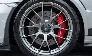 Porsche 911 (991.2) GT3 RS Weissach 10