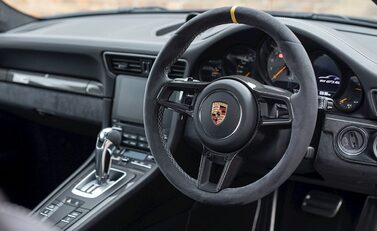 Porsche 911 (991.2) GT3 RS Weissach 11