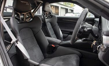 Porsche 911 (991.2) GT3 RS Weissach 12