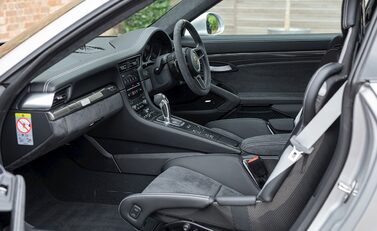 Porsche 911 (991.2) GT3 RS Weissach 15