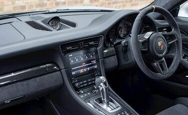 Porsche 911 (991.2) GT3 RS Weissach 16