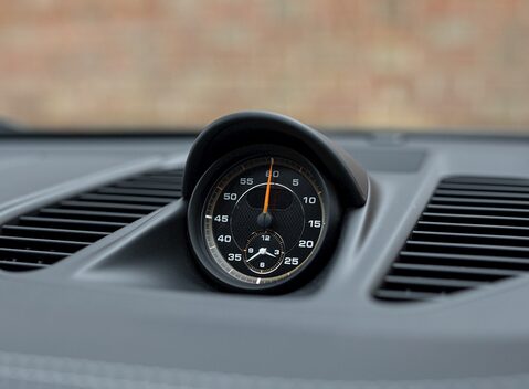 Porsche 911 (991.2) GT3 RS Weissach 18