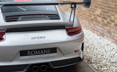 Porsche 911 (991.2) GT3 RS Weissach 25