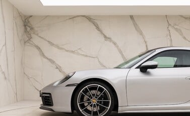 Porsche 911 (992) Carrera S 23