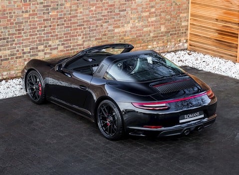 Porsche 911 (991) Targa 4 GTS 26