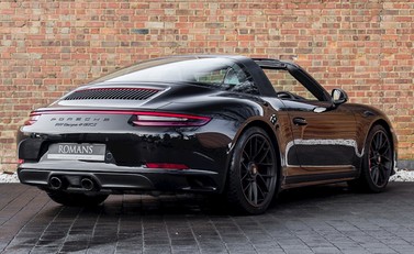 Porsche 911 (991) Targa 4 GTS 27