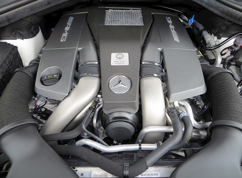 Mercedes-Benz M Class AMG 3