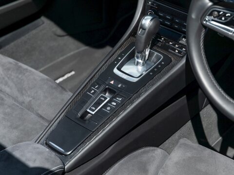Used Porsche 911 (991.2) Targa 4 GTS for sale | Jet Black Metallic ヴィヴィアンニット帽NANA