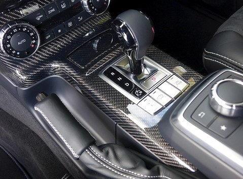 Mercedes-Benz G Series 4x4² Brabus 16