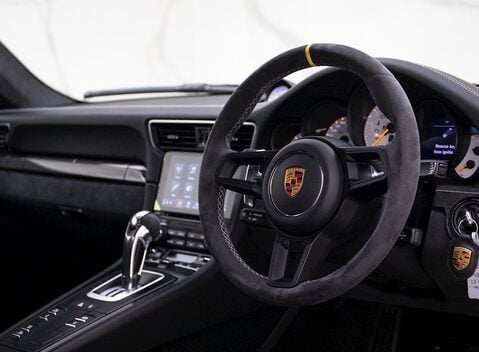 Porsche 911 (991.2) GT3 RS 9