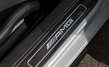 Mercedes-Benz AMG GT R GT R Premium 21