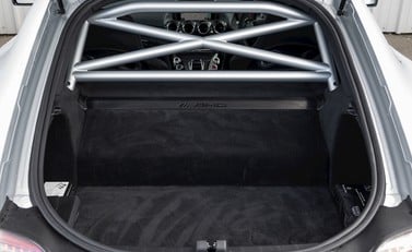 Mercedes-Benz AMG GT R GT R Premium 39