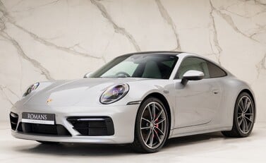 Porsche 911 (992) Carrera S 6