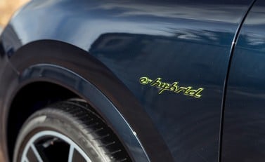 Porsche Cayenne E-Hybrid Coupé 29