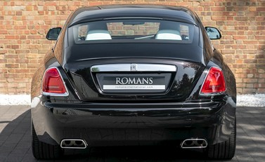 Rolls-Royce Wraith - 'Inspired by British Music' 5